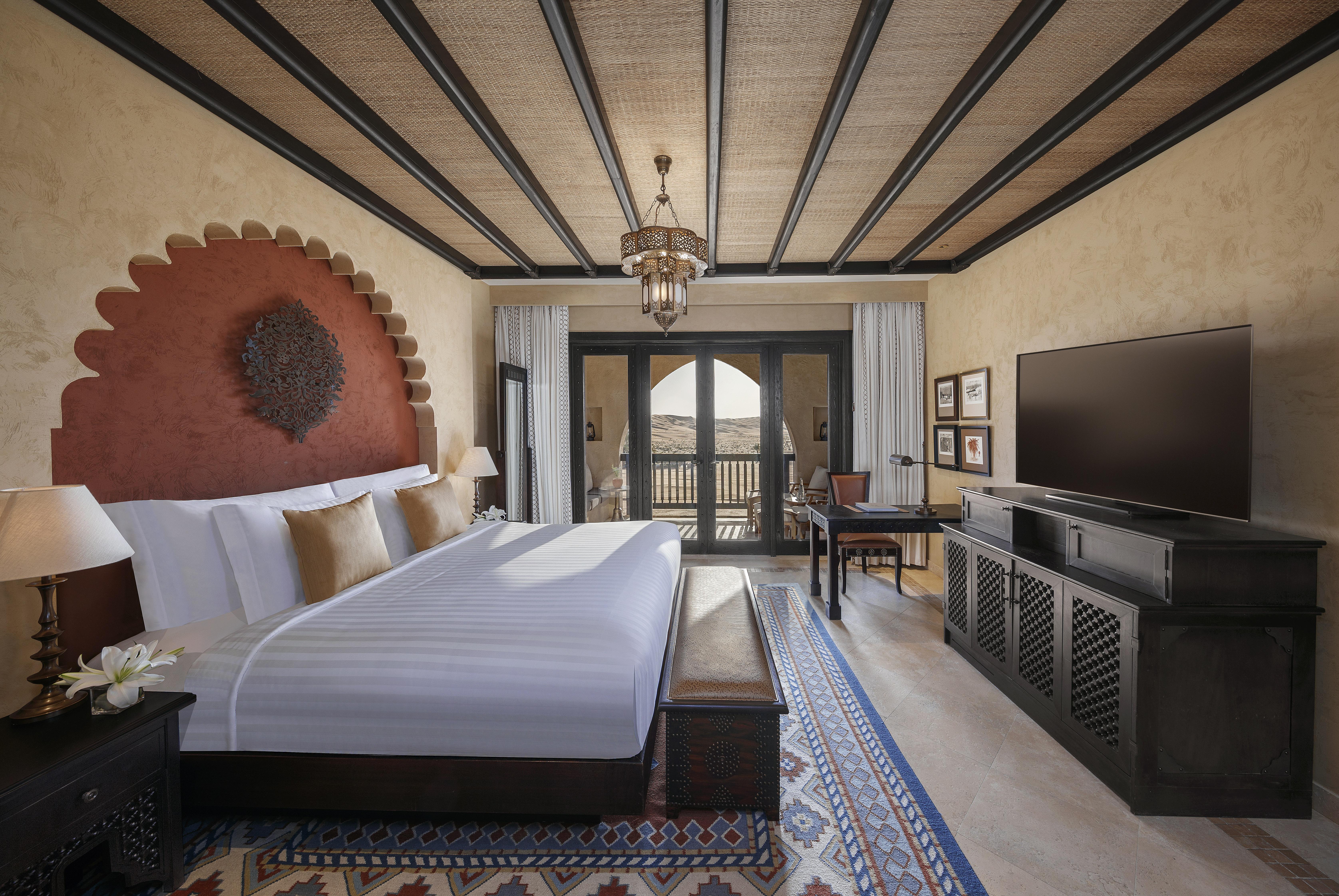 Jereirah Anantara Qasr Al Sarab Desert Resort מראה חיצוני תמונה