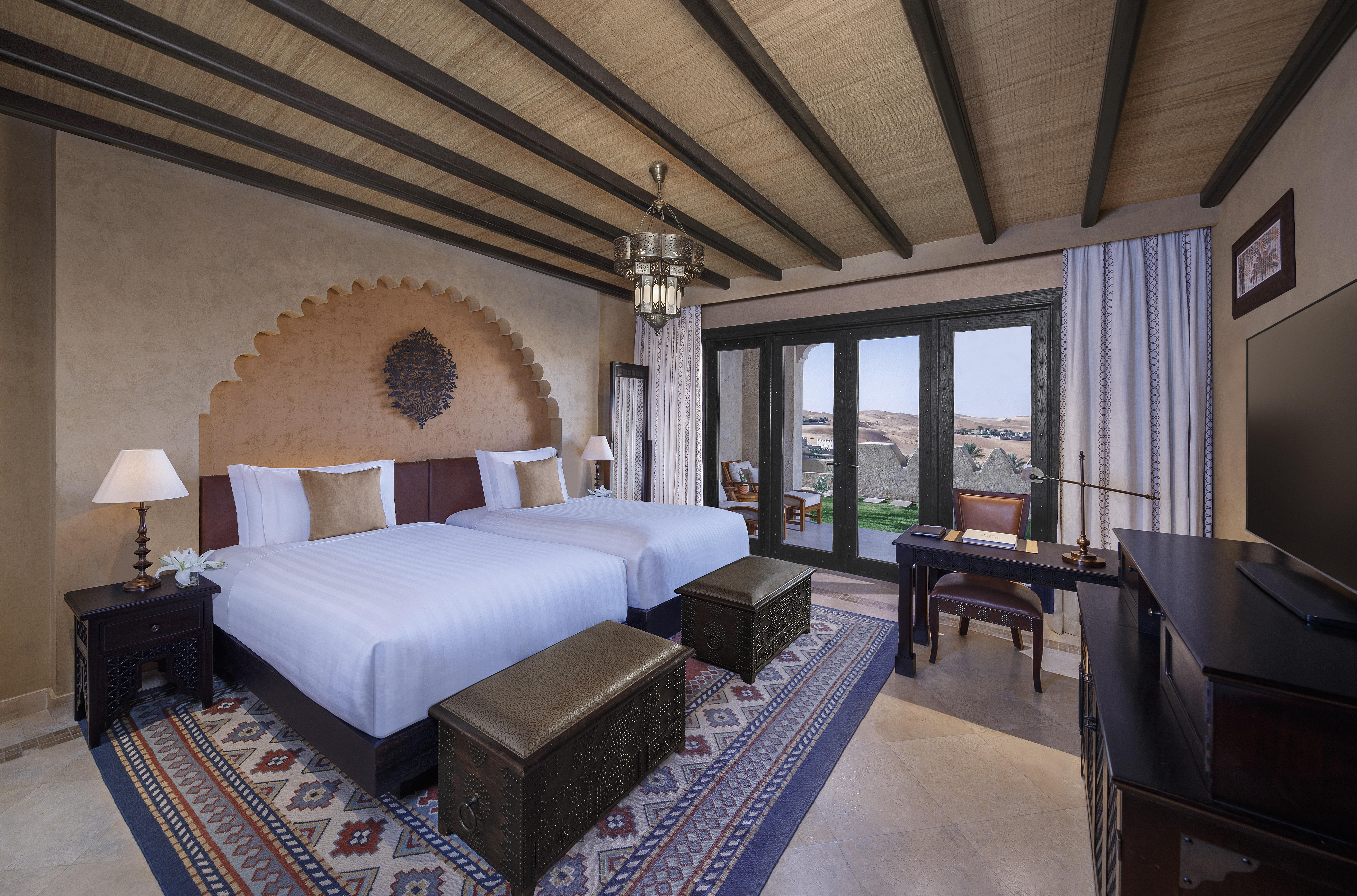 Jereirah Anantara Qasr Al Sarab Desert Resort מראה חיצוני תמונה