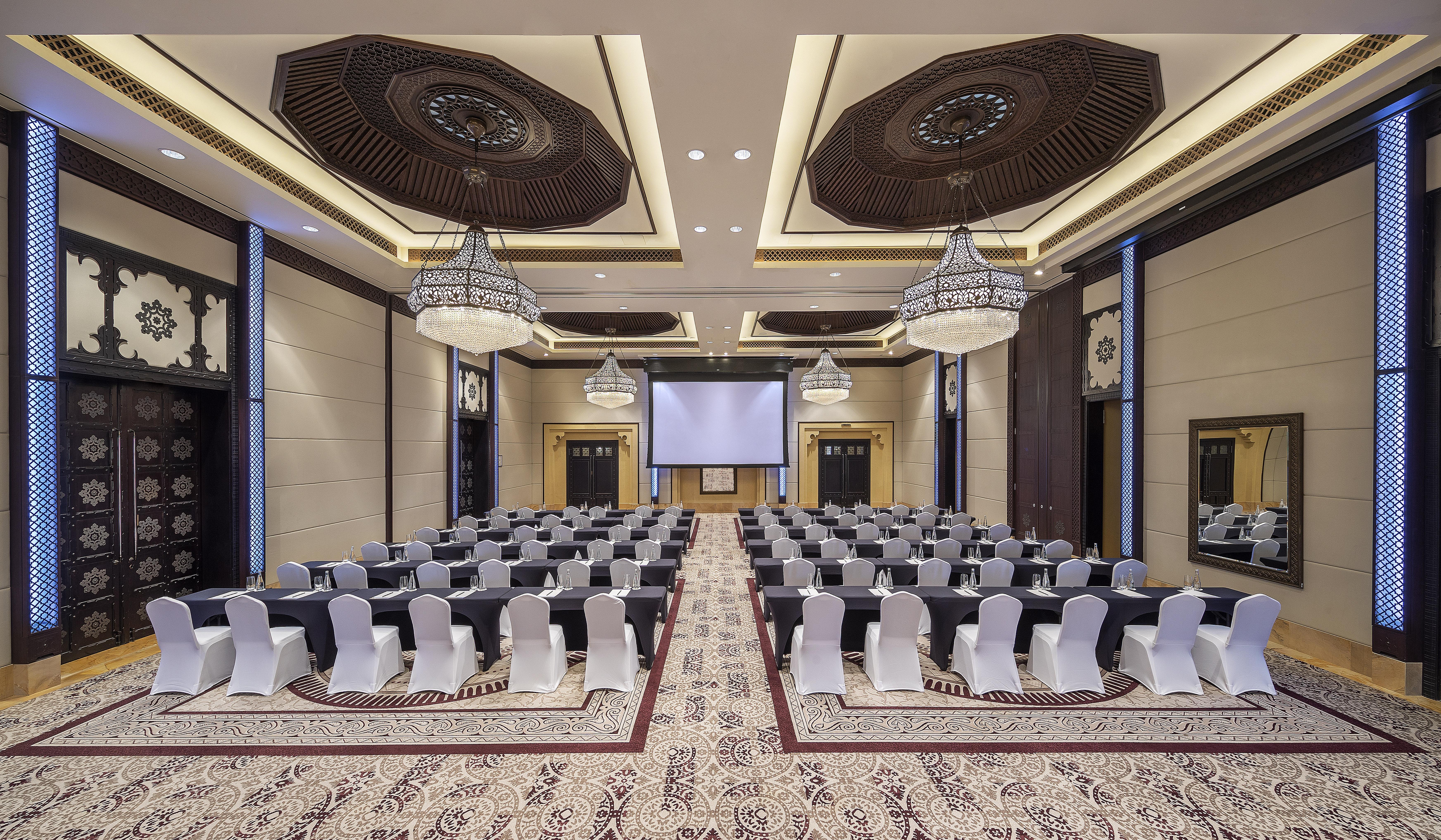 Jereirah Anantara Qasr Al Sarab Desert Resort מראה חיצוני תמונה