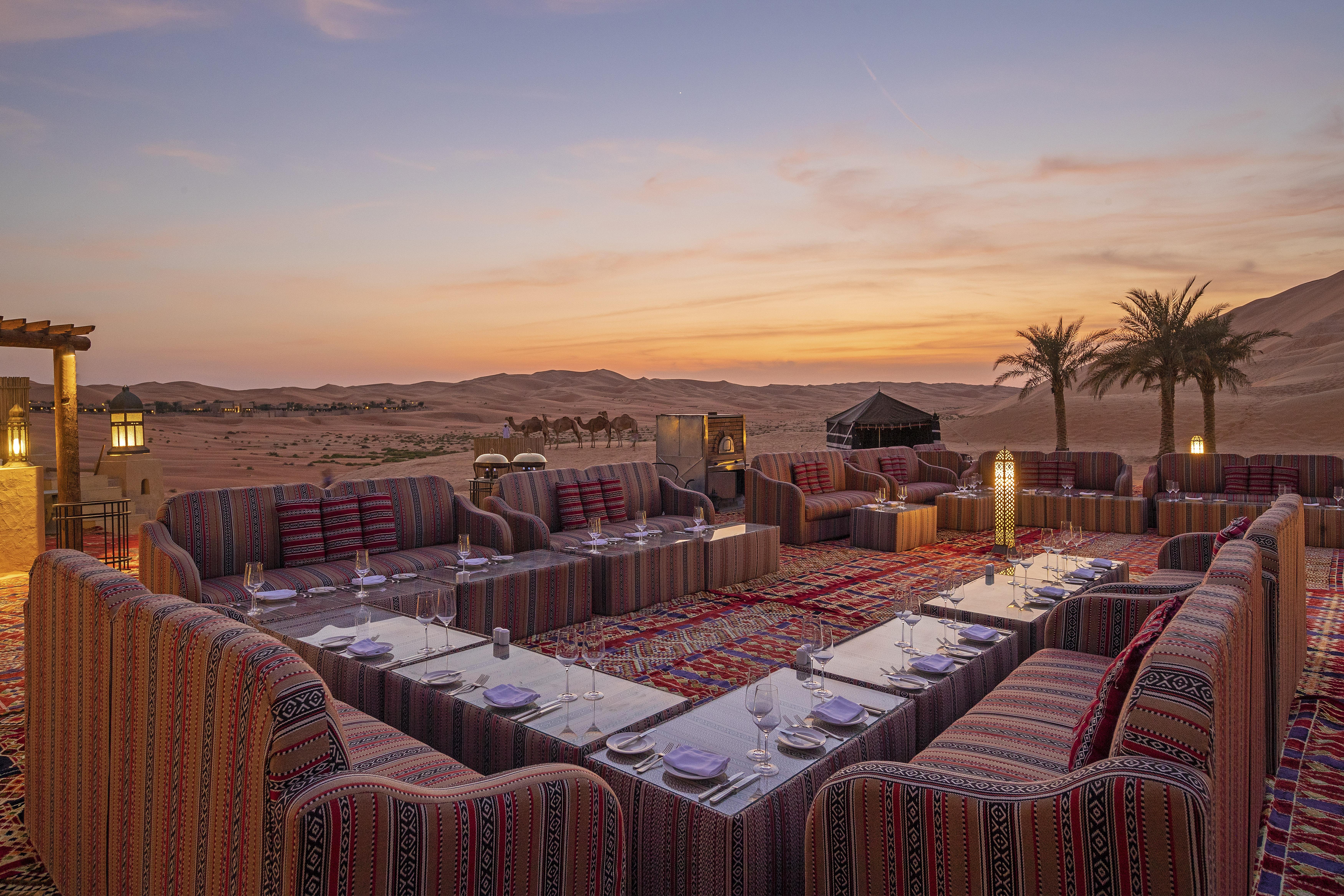 Jereirah Anantara Qasr Al Sarab Desert Resort מראה חיצוני תמונה