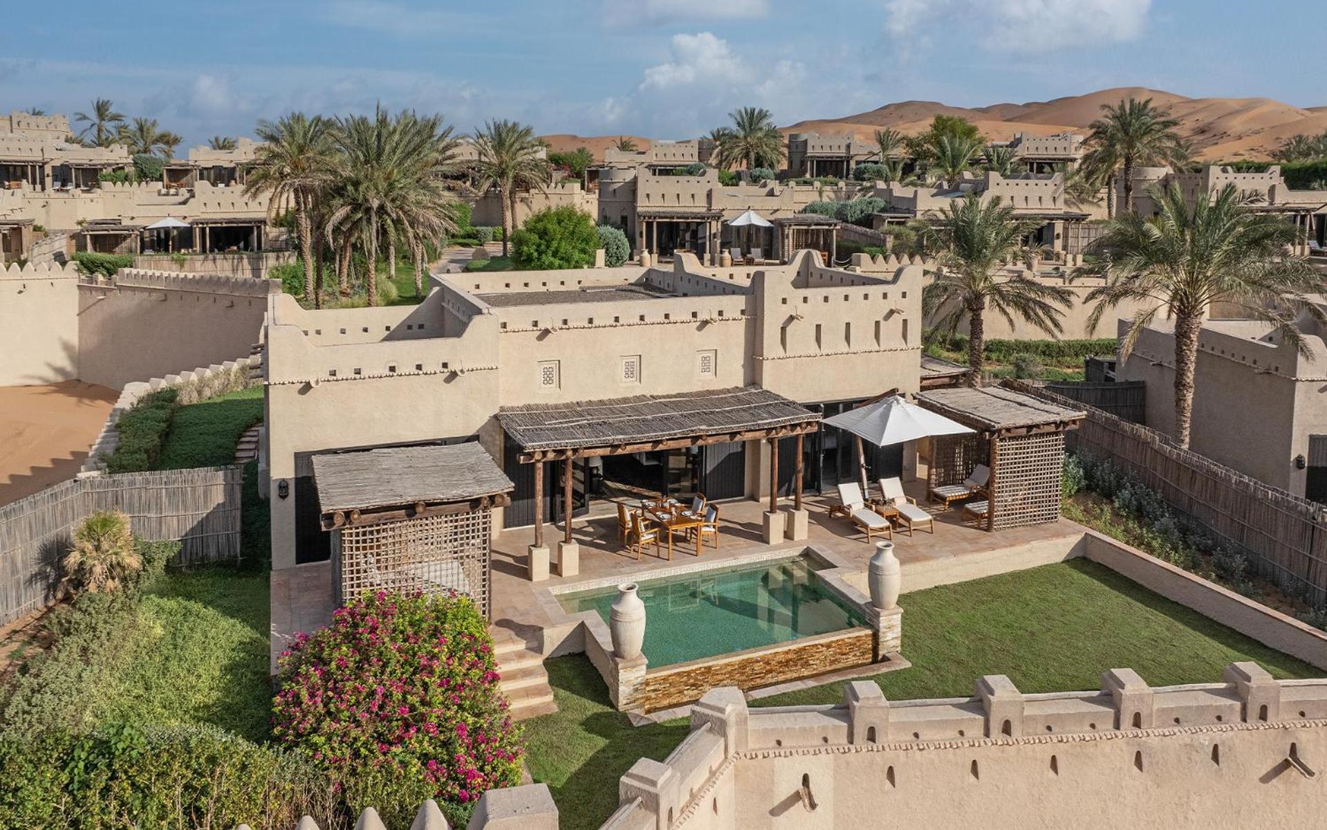 Jereirah Anantara Qasr Al Sarab Desert Resort מראה חיצוני תמונה