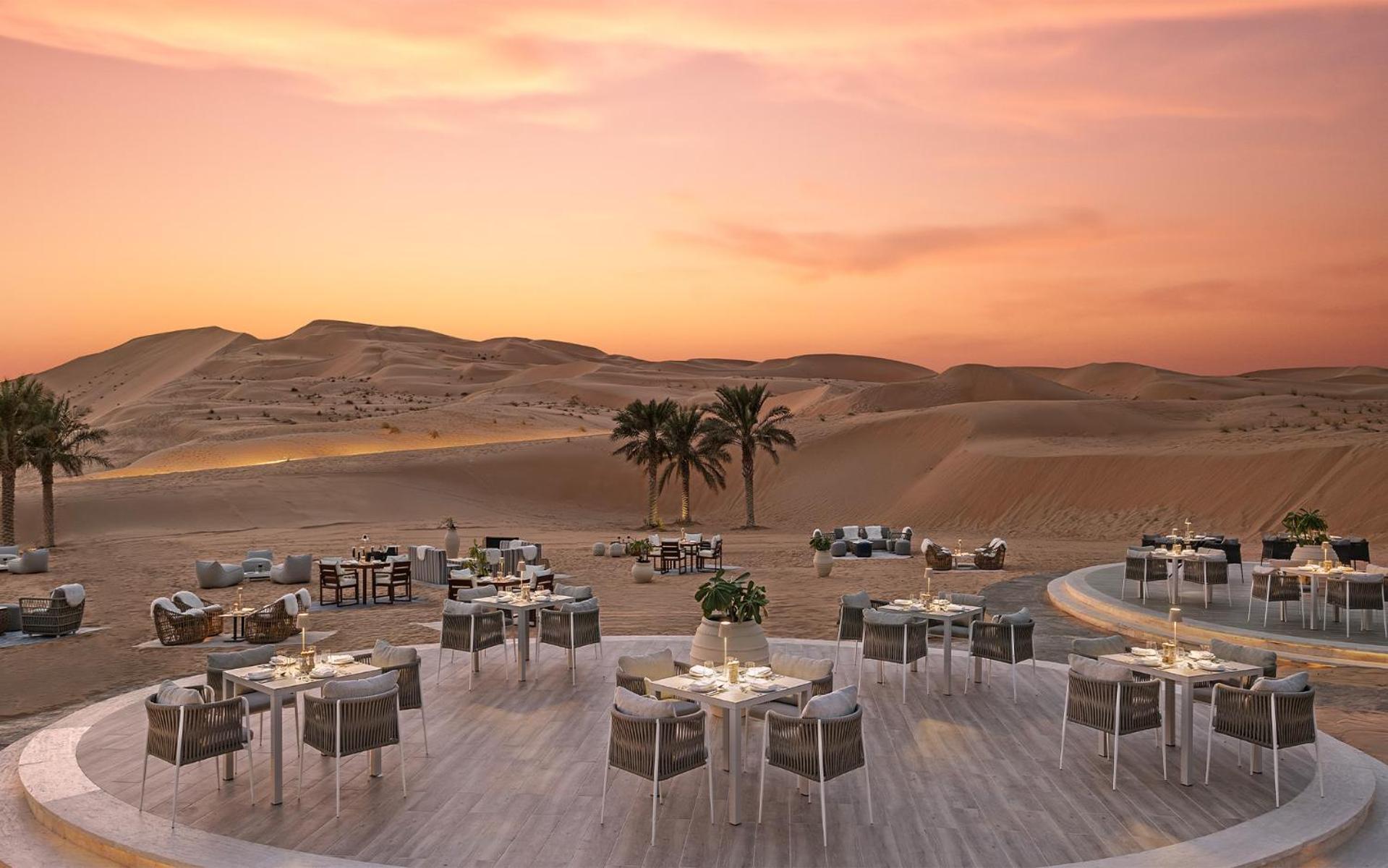 Jereirah Anantara Qasr Al Sarab Desert Resort מראה חיצוני תמונה